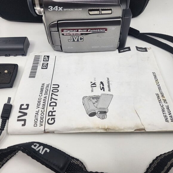 JVC GR-D770U Digital Video Camera With 34x Optical Zoom Accessories & Case - Picture 3 of 16